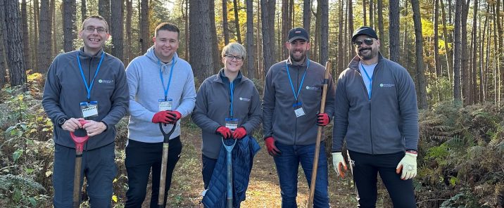 Mansfield Building Society colleagues volunteering